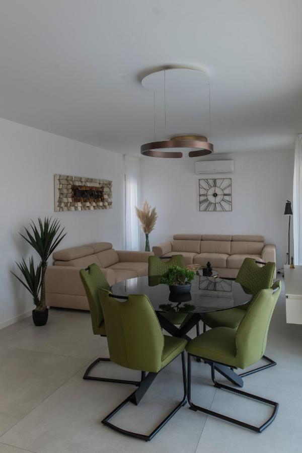 Villa Magna Luxury Apartments Murter Extérieur photo